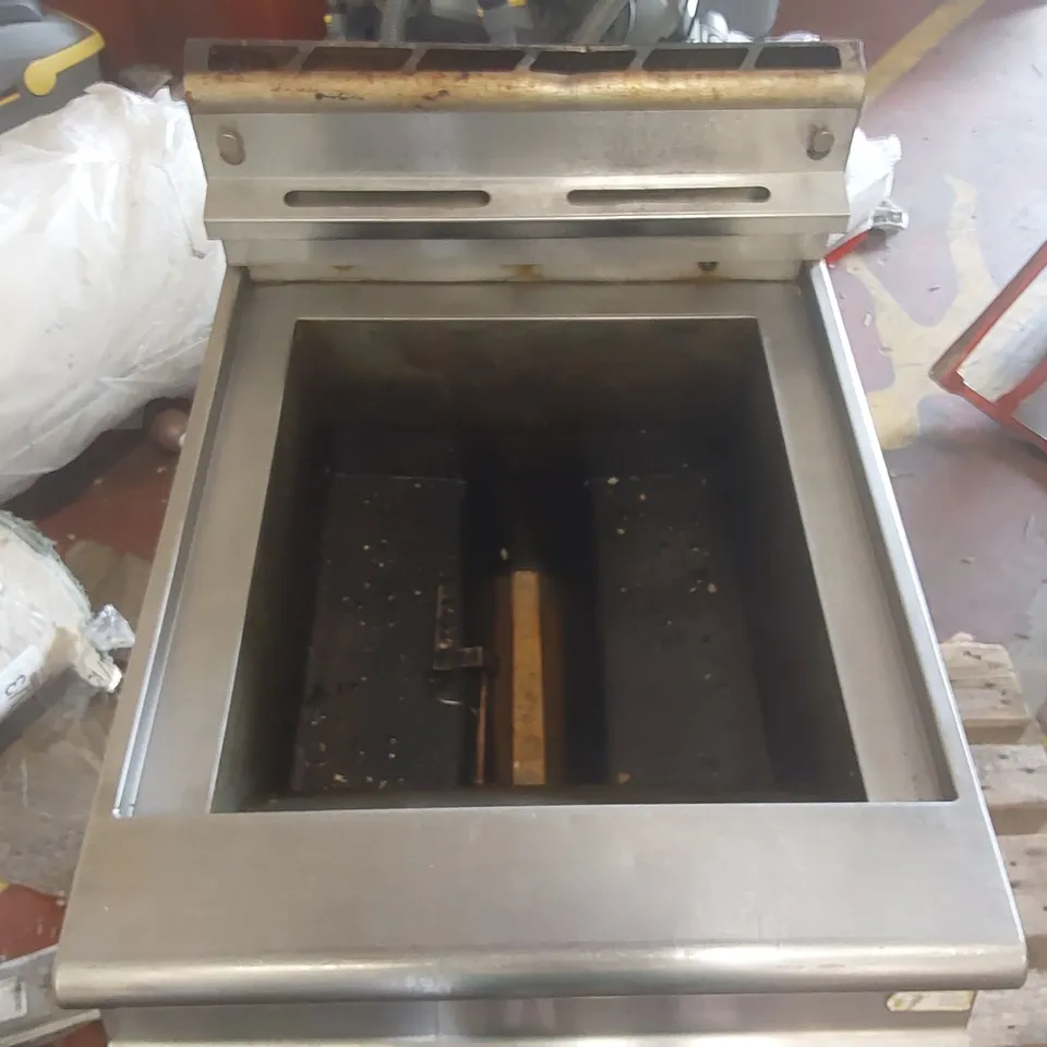 FALCON COMMERCIAL GAS DEEP FRYER