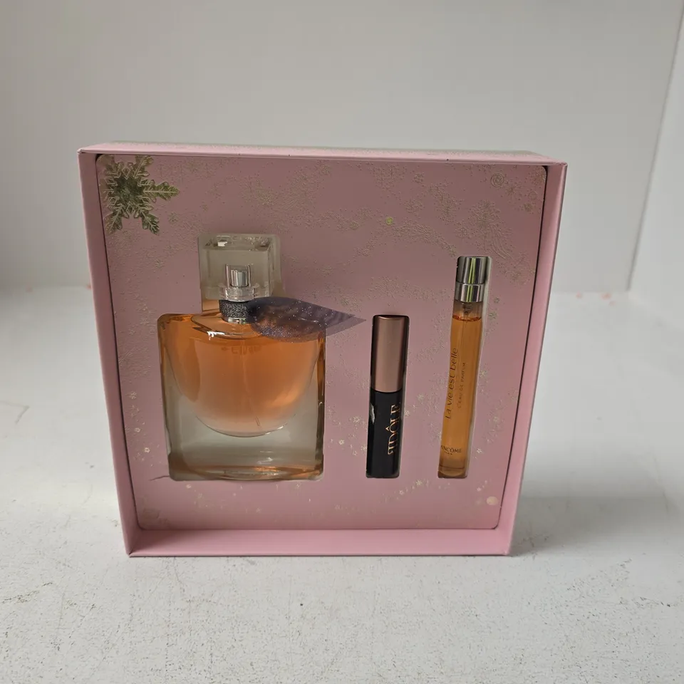 LANCOME PARIS 3 ITEM GIFT SET BOXED EAU DE PARFUM