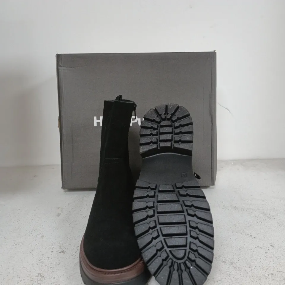 HUSH PUPPIES BLACK SUEDE ANKLE BOOT – WOMEN'S EU SIZE 39