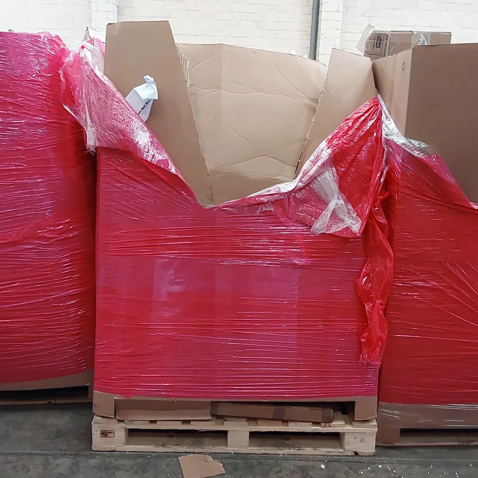 PALLET OF ASSORTED ITEMS INCLUDING: AIR FRYER, BABY BASSINET AND BEDSIDE SLEEPER, BABY BED, DOOR MAT, RETRACTABLE SAFETY GATE 