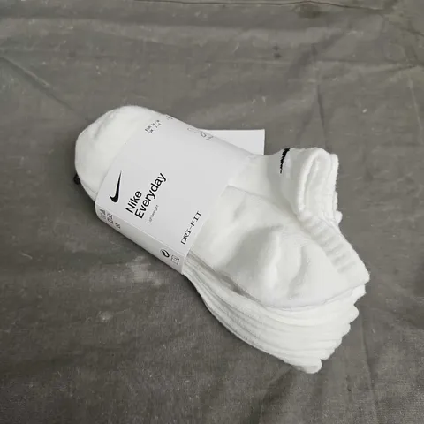 NIKE EVERYDAY DRI-FIT SOCKS - X6 - SIZE 2/5
