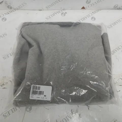 FRANK USHER FUR TRIM CAPE DOVE GREY ONE SIZE