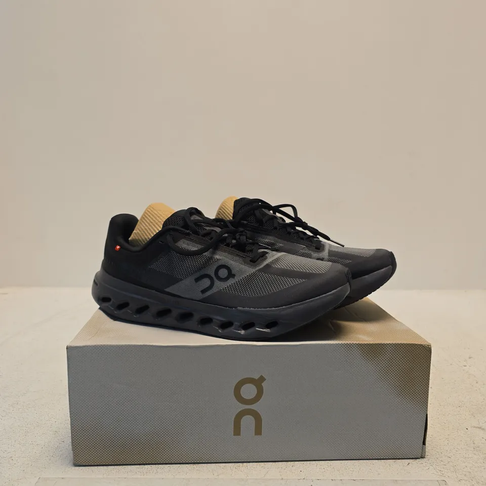 ON RUNNING CLOUDSURFER NEXT TRAINERS – MEN'S, UK 10