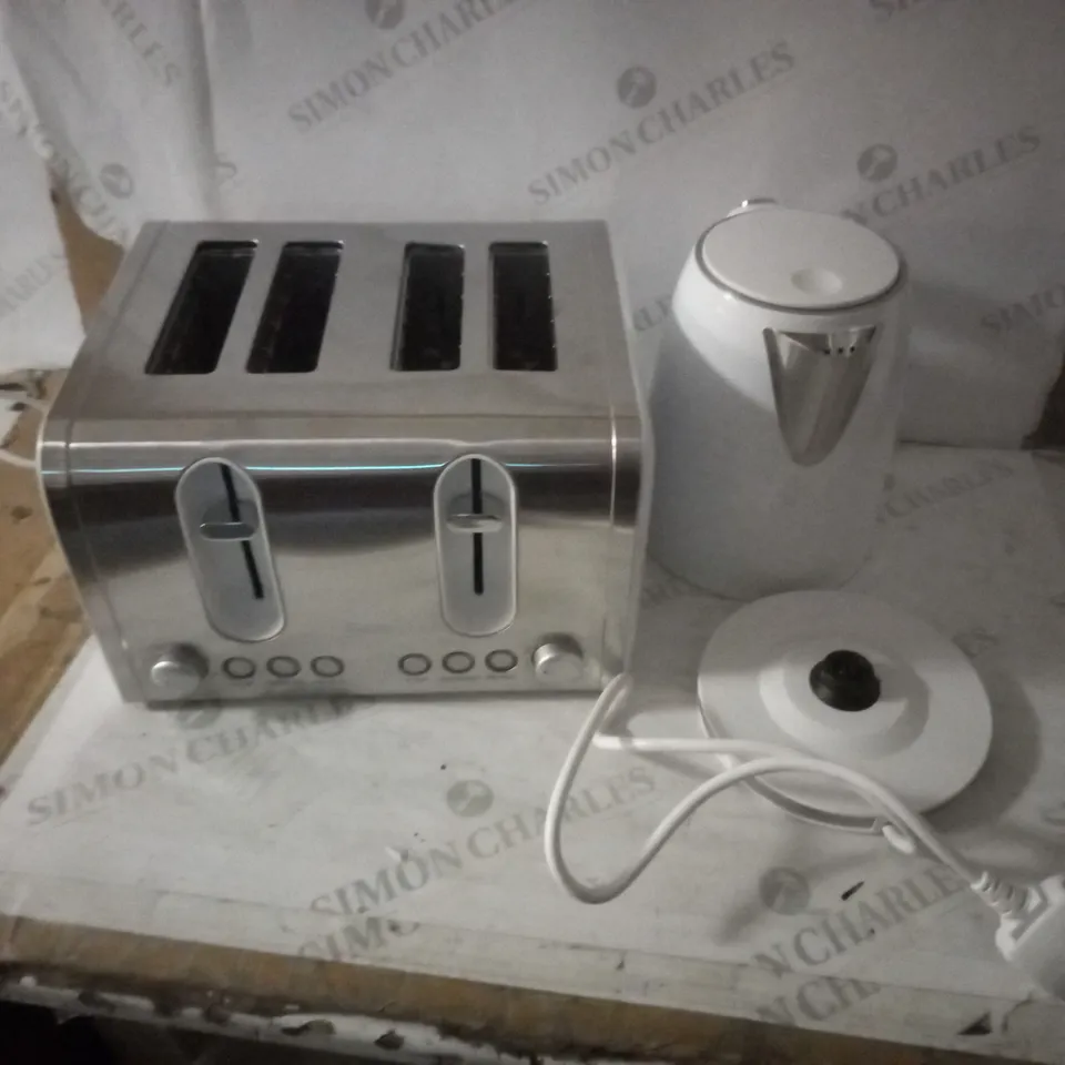 BOXED SWAN KETTLE & TOASTER 4 SLICE TWIN PACK