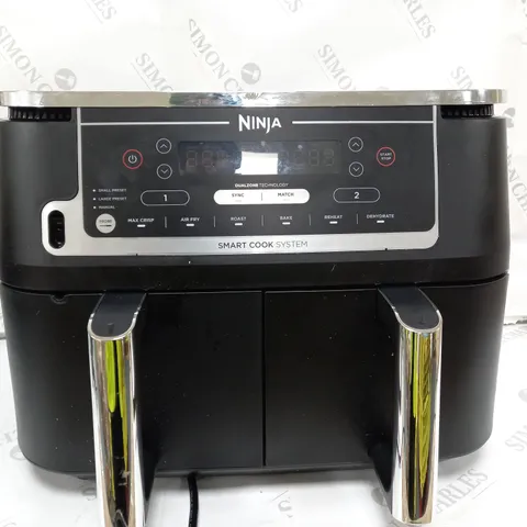 BOXED NINJA FOODI MAX DUAL ZONE 9.5L AIR FRYER AF451UK