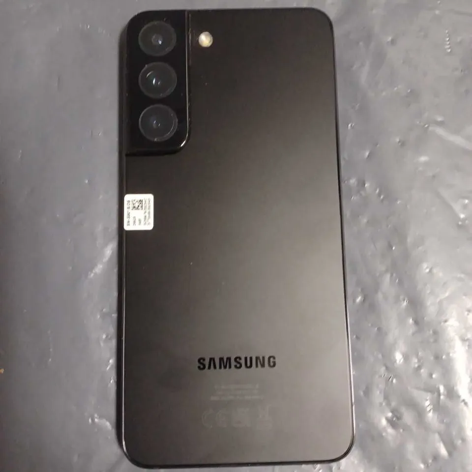 BOXED SAMSUNG GALAXY S22 128GB MOBILE PHONE IN BLACK - SM-S901B