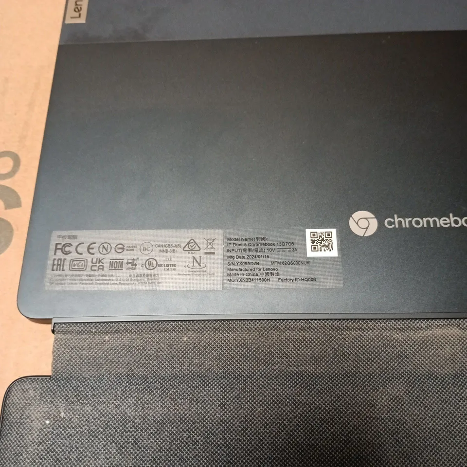 LENOVO CHROMEBOOK TABLET WITH KEYBOARD ATTACHMENT UNBOXED
