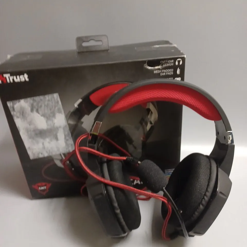 BOXED TRUST CARUS WIRED GAMING HEADSET 