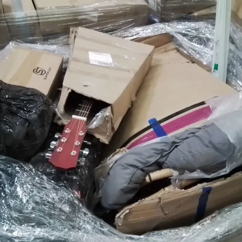 PALLET CONTAINING VARIOUS ASSORTED ITEMS TO INCLUDE. ACOUSTIC GUITAR, GARDEN FURNITURE, STAINLESS STEEL LADDER ECT.