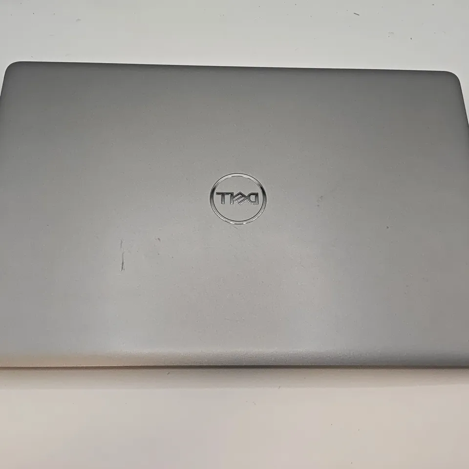 UNBOXED DELL PRECISION 3580 LAPTOP IN SILVER - P127F
