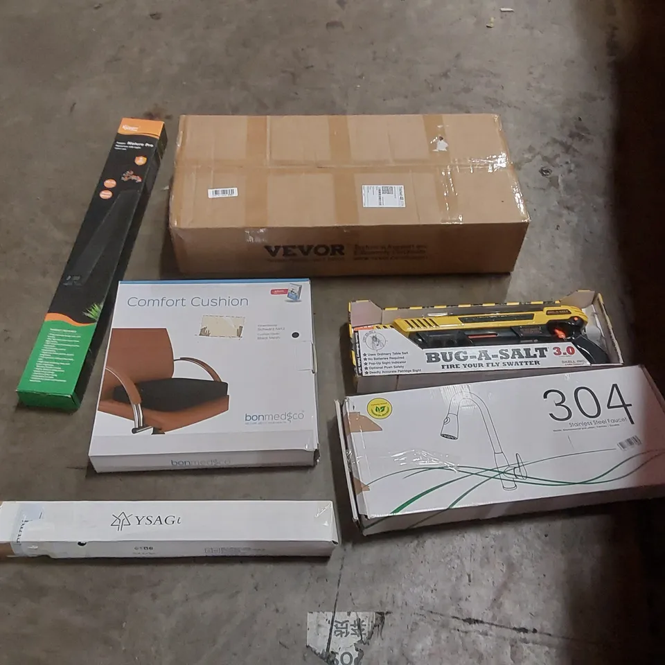 PALLET OF ASSORTED ITEMS INCLUDING: STAINLESS STEEL FAUCET, COMFORT CHAIR CUSHION, LED AQUARIUM LIGHT, BUG-A-SALT BUG GUN ECT
