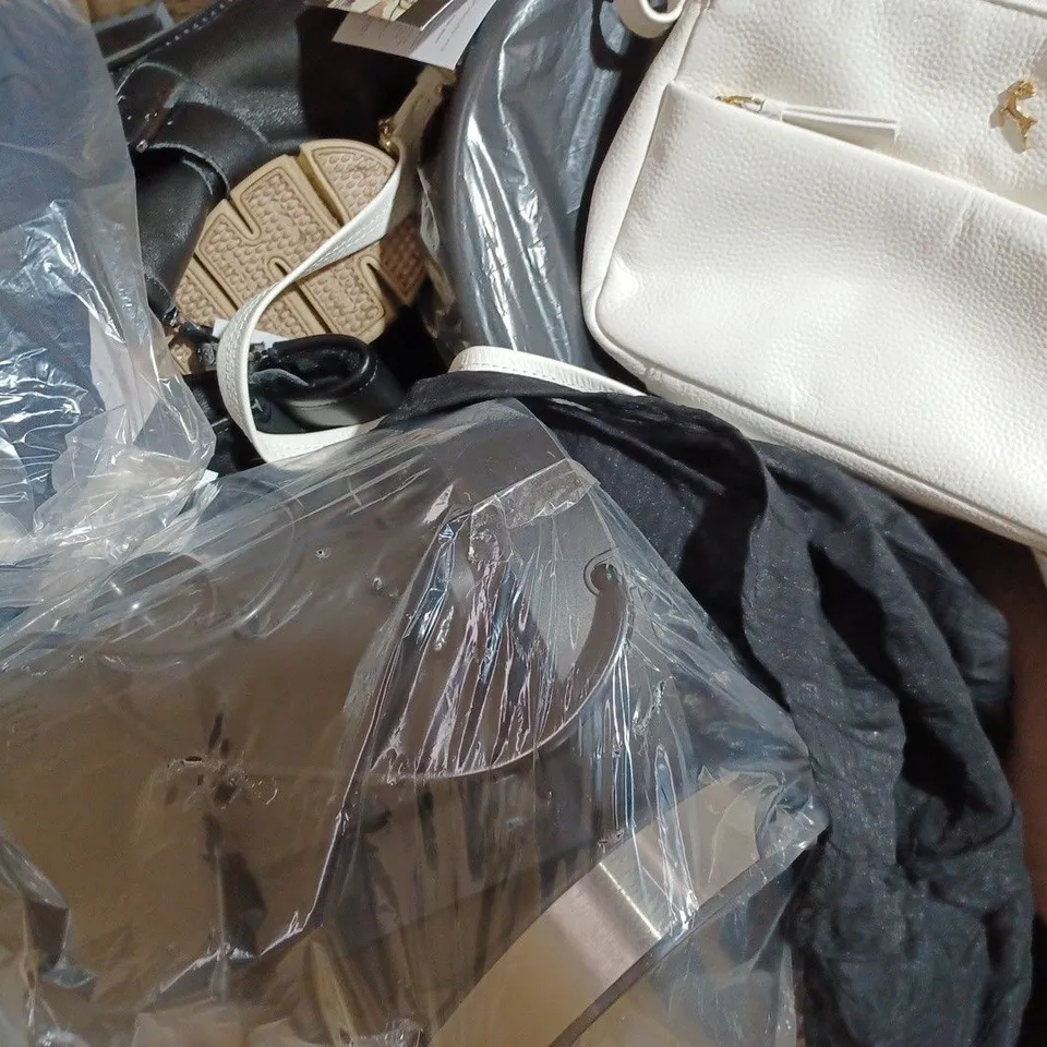 LARGE BOX TO CONTAIN AN ASSORTMENT OF CLOTHING AND HOUSEHOLD ITEMS TO INCLUDE COFFEE MACHINE, LEAHTER BAG, SHOES, ETC
