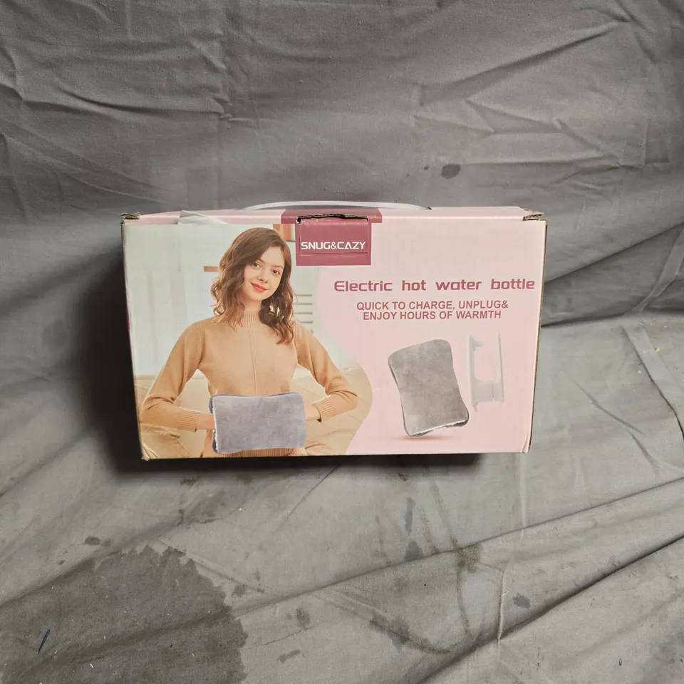 SNUG&CAZY ELECTRIC HOT WATER BOTTLE WITH GREY COVER – BOXED