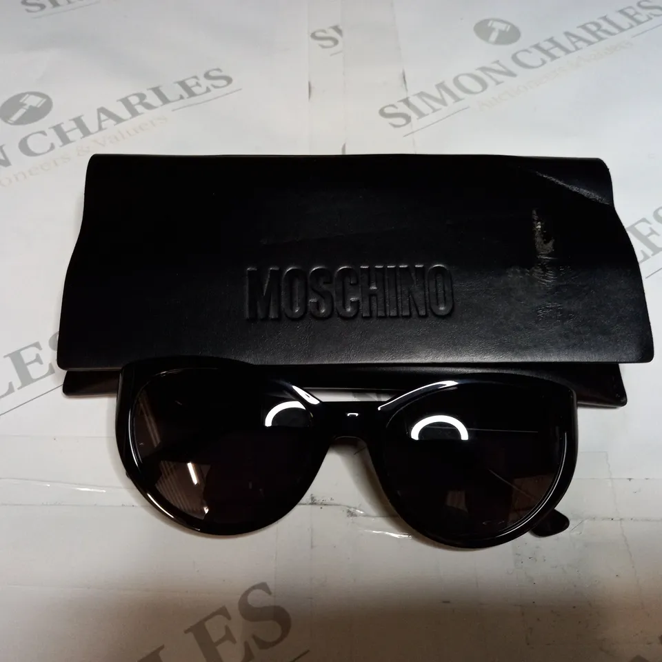 MOSCHINO WOMENS BLACK CAT EYE SUNGLASSES 