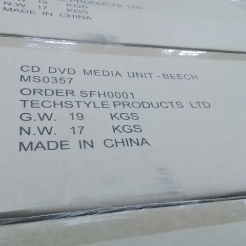 PALLET CONTAINING LARGE QUANTITY OF CD DVD MEDIA UNIT -BEECH-