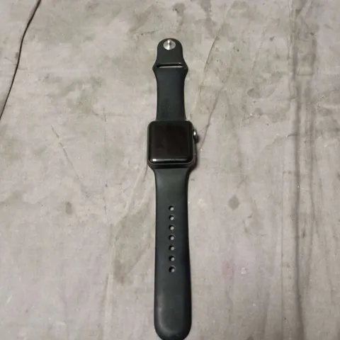 APPLE WATCH NIKE SERIES 3 IN BOX