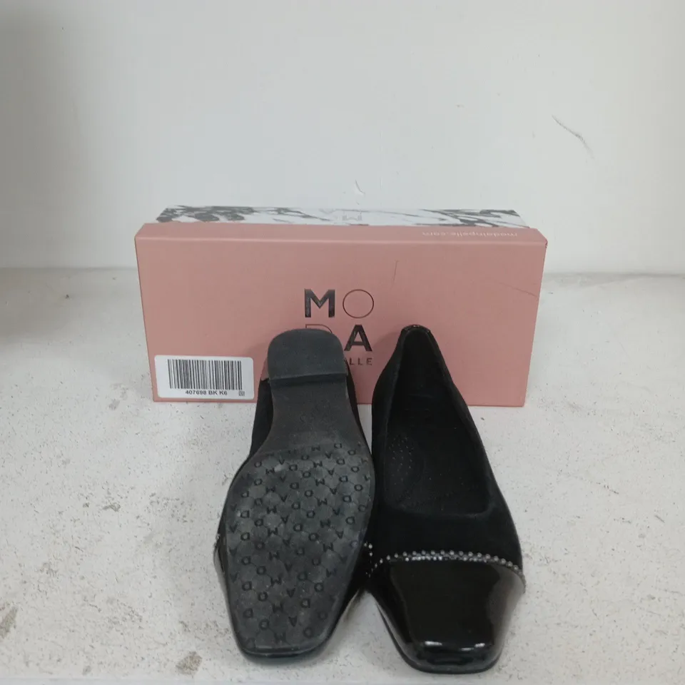 MODA IN PELLE WOMEN'S BLACK VELVET FLATS WITH PATENT TOE – BEADED EDGE EU SIZE 39