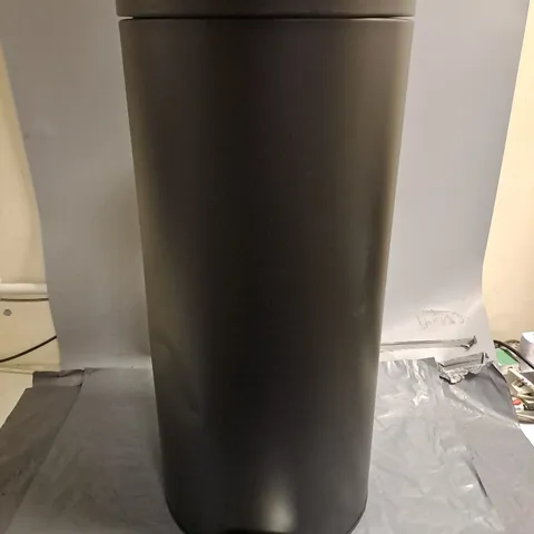 HABITAT DOMED 30L PEDAL BIN IN BLACK