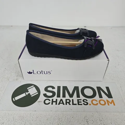 BOXED PAIR OF LOTUS ELENI NAVY SHOES - EU 38