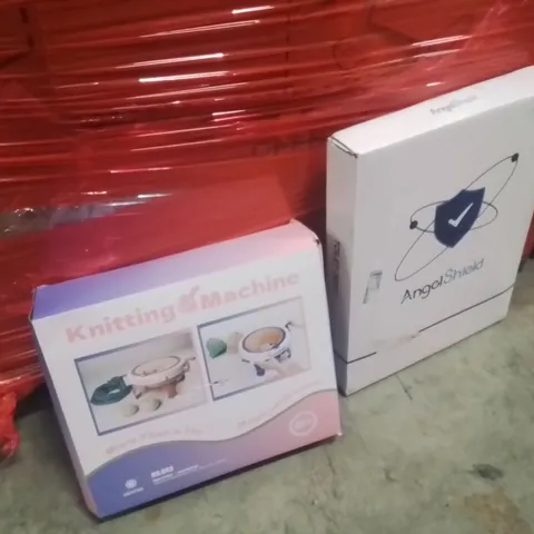 PALLET OF ASSORTED HOUSEHOLD GOODS AND PRODUCTS TO INCLUDE;TOILET SEAT,SEWING MACHINE 