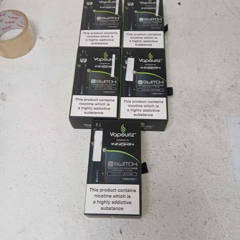 BOX OF APPROXIMATELY 30 ASSORTED E-CIGARETTES AND COMPONENTS TO INCLUDE: ASSORTED VAPOURIZ DEVICE KITS 