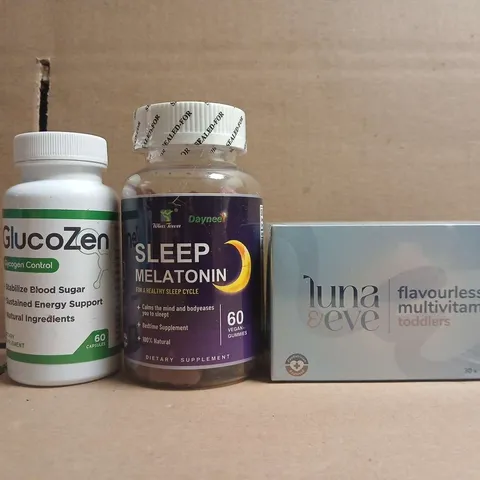 APPROXIMATELY 15 ASSORTED HEALTH AND VITAMIN PRODUCTS TO INCLUDE GLUCOZEN, SLEEP MELATONIN, ETC - COLLECTION ONLY
