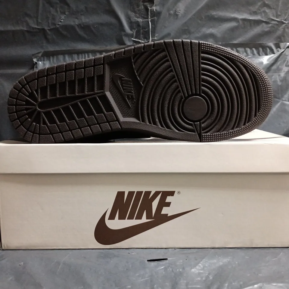 BOXED PAIR OF NIKE AIR JORDAN 1 RETRO LOW TRAVIS SCOTT TRAINERS IN BROWN SIZE UK 9