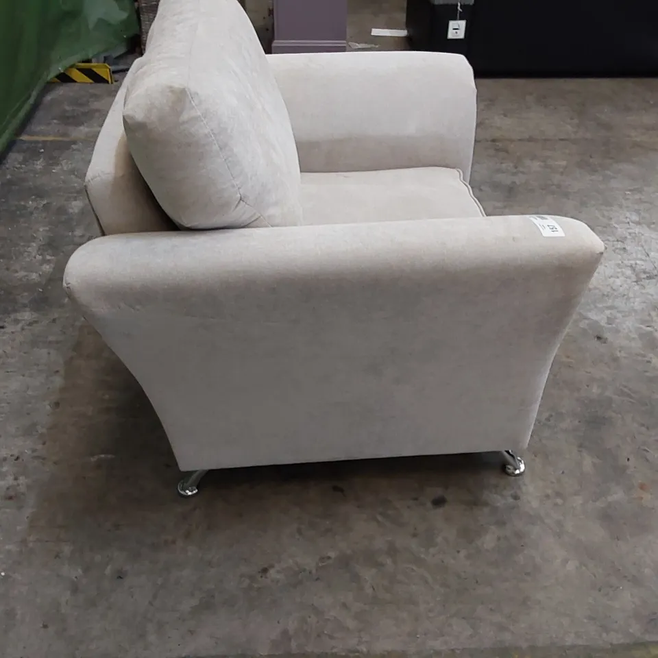 DESIGNER SINGLE ARMCHAIR IN NATURAL FABRIC