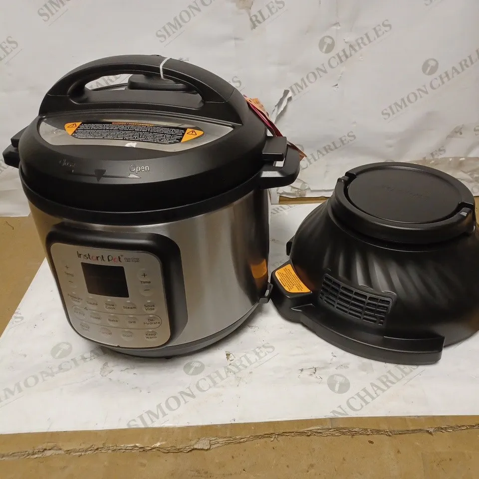 INSTANT POT DUO CRISP AIR FRYER MULTICOOKER