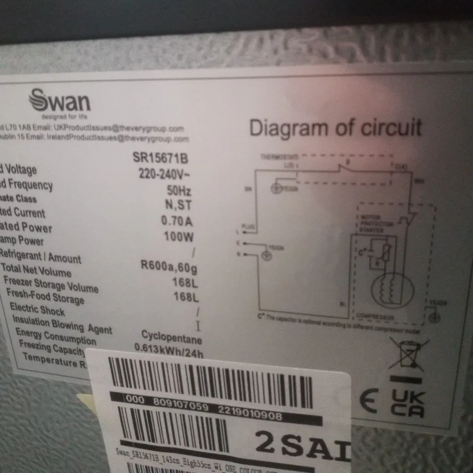 SWAN SR15671B 143CM HIGH, 55CM WIDE TALL FREEZER - BLACK