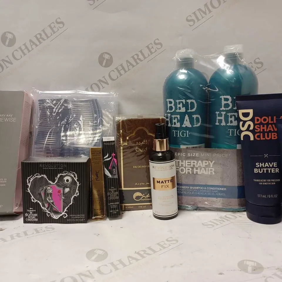 LOT OF APPROX 10 ASSORTED BEAUTY PRODUCTS TO INCLUDE REVOLUTION HIGHLIGHTER, AVEDA CONDITIONER, REVOLUTION MATTE FIX SPRAY, ETC 
