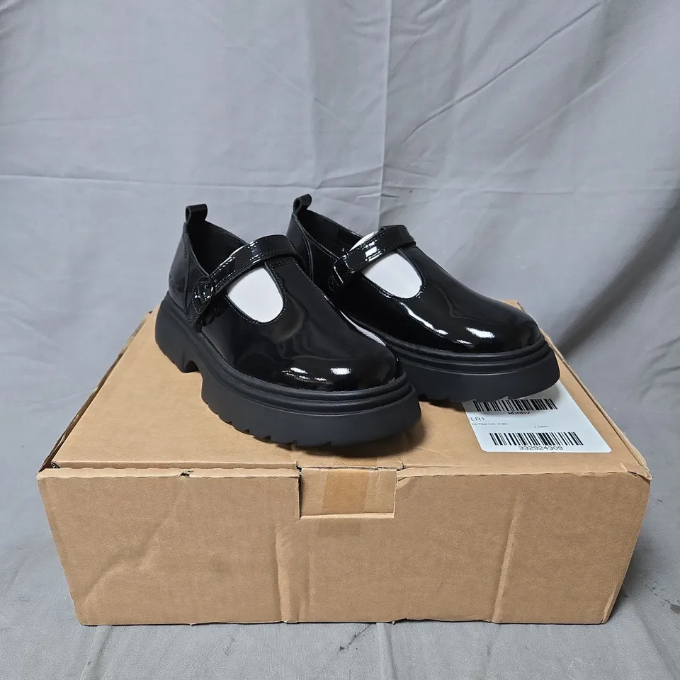 KICKERS BLACK PATENT MARY JANE PLATFORM SHOES