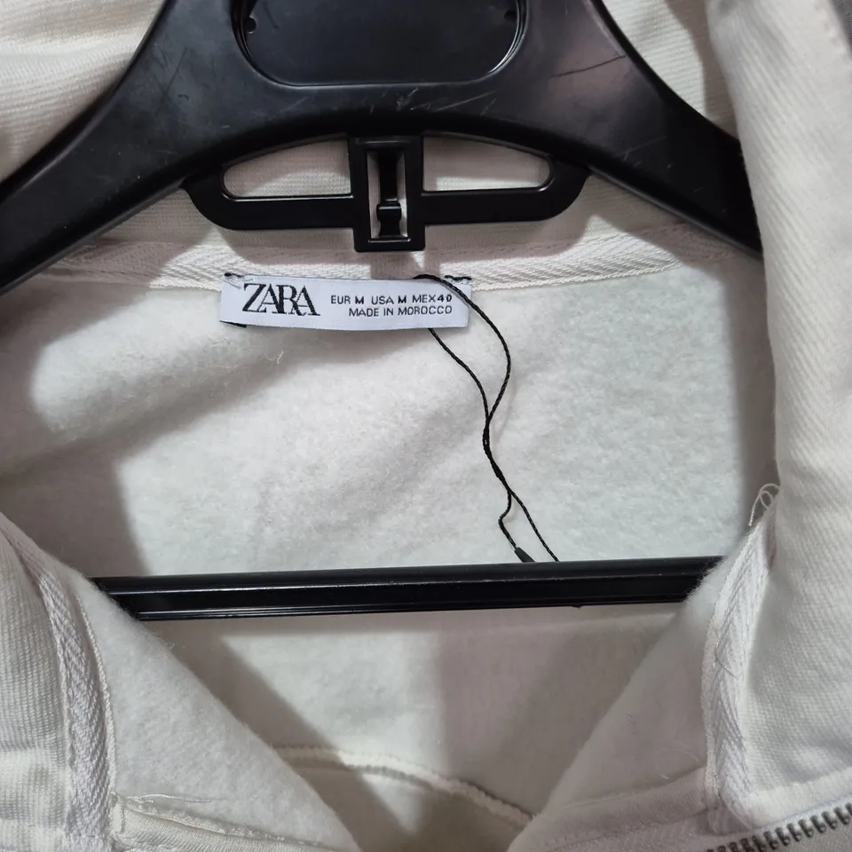 ZARA CREAM ZIP-NECK FLEECE JACKET, UK 12 (EU 40) – WOMEN'S