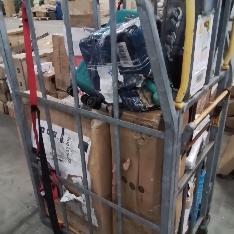 MIXED CAGE OF HOUSEHOLD AND SPORTS ITEMS 
