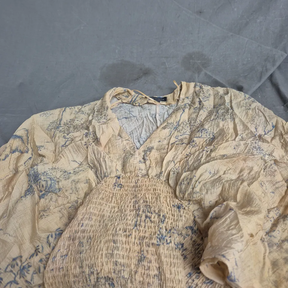 ZARA BEIGE FLORAL DRESS WITH SMOCKED BODICE – MADE IN MEXICO (MEX 24) .