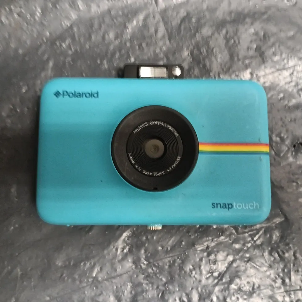 POLAROID SNAPTOUCH DIGITAL CAMERA IN BLUE