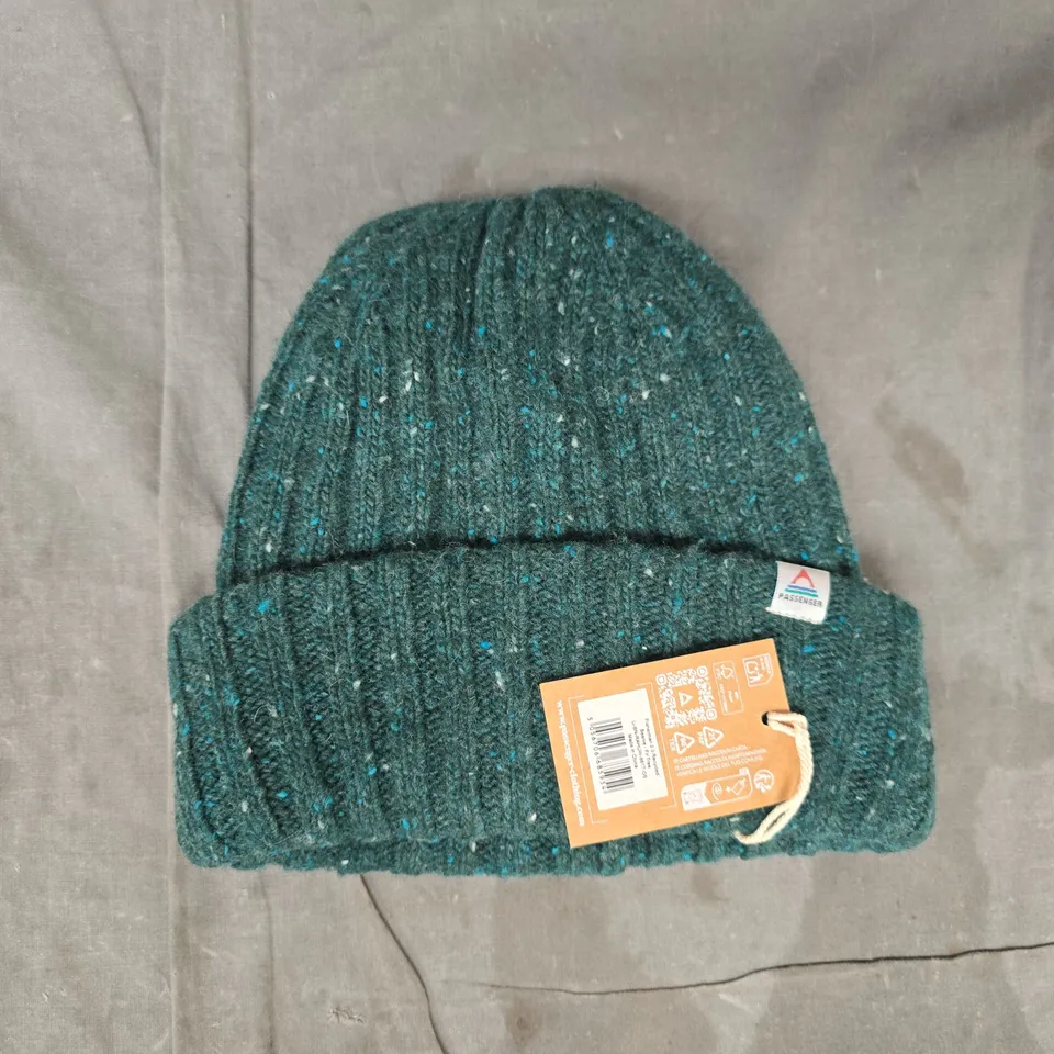PASSENGER FISHERMAN 2.0 RECYCLED BEANIE IN FIR TREE