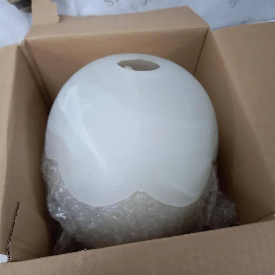 LEMIR 3 CEILING LIGHT CHANDELIER WITH FROSTED GLASS SHADE