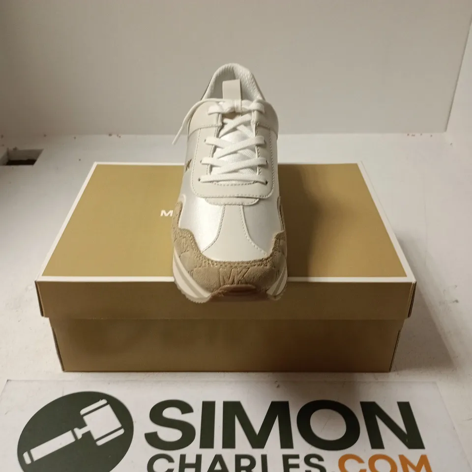 BOXED PAIR OF MICHAEL KORS RAINA TRAINER SHINY LYCRA - US 11M
