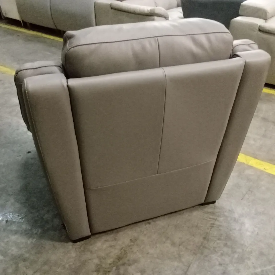 QUALITY DESIGNER ITALIAN MADE DEGANO LEATHER ARMCHAIR