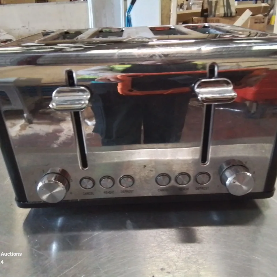 STAINLESS STEEL 4 SLICE TOASTER