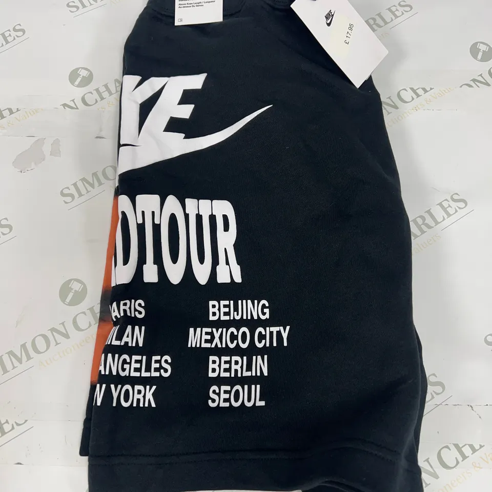 NIKE STANDARD FOR SHORTS IN BLACK SIZE LARGE