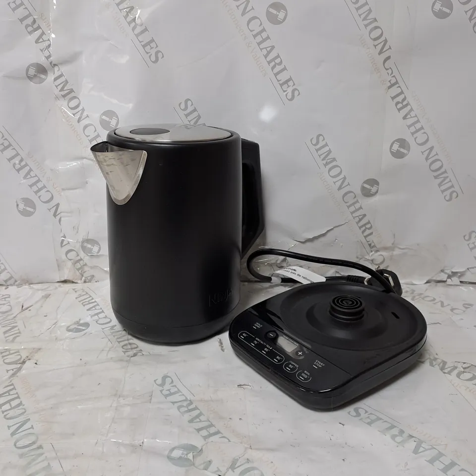 BOXED NINJA PERFECT TEMPERATURE KETTLE KT200UK