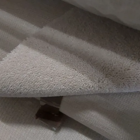 ROLL OF QUALITY DIMENSION PLAINS CARPET - APPROXIMATELY 5 x 1.82m