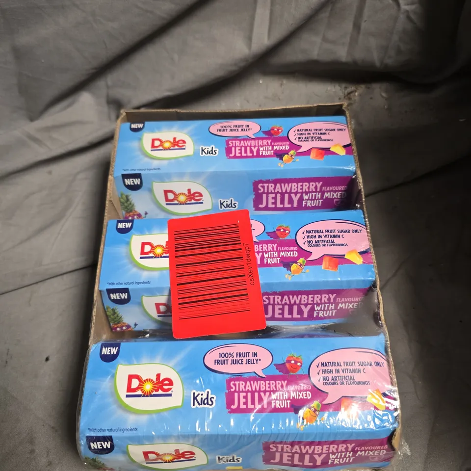 APPROXIMATELY 15 ASSORTED FOOD ITEMS INCLUDING WIGGINGTON HONEY , RICE CRACKERS WITH SEAWEED AND DOLE STRAWBERRY JELLY