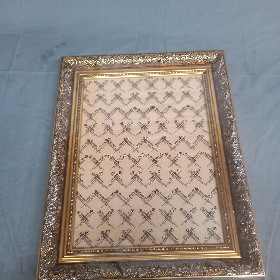 UNBRANDED GOLD EFFECT LEAF DESIGN PICTURE FRAME