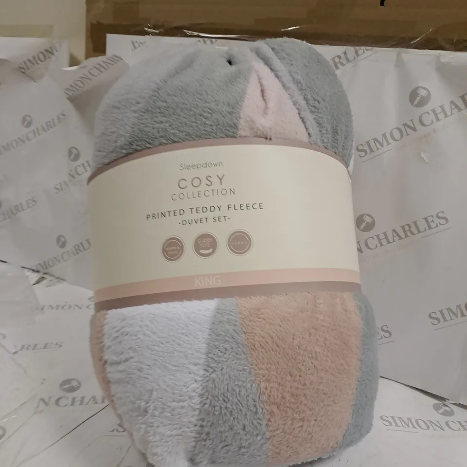 COSY COLLECTION PRINTED TEDDY FLEECE DUVET SET 