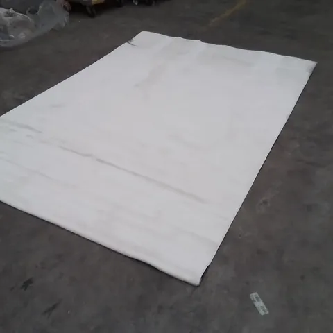 QUALITY DESIGNER AREA RUG - APPROXIMATELY  194x290cm