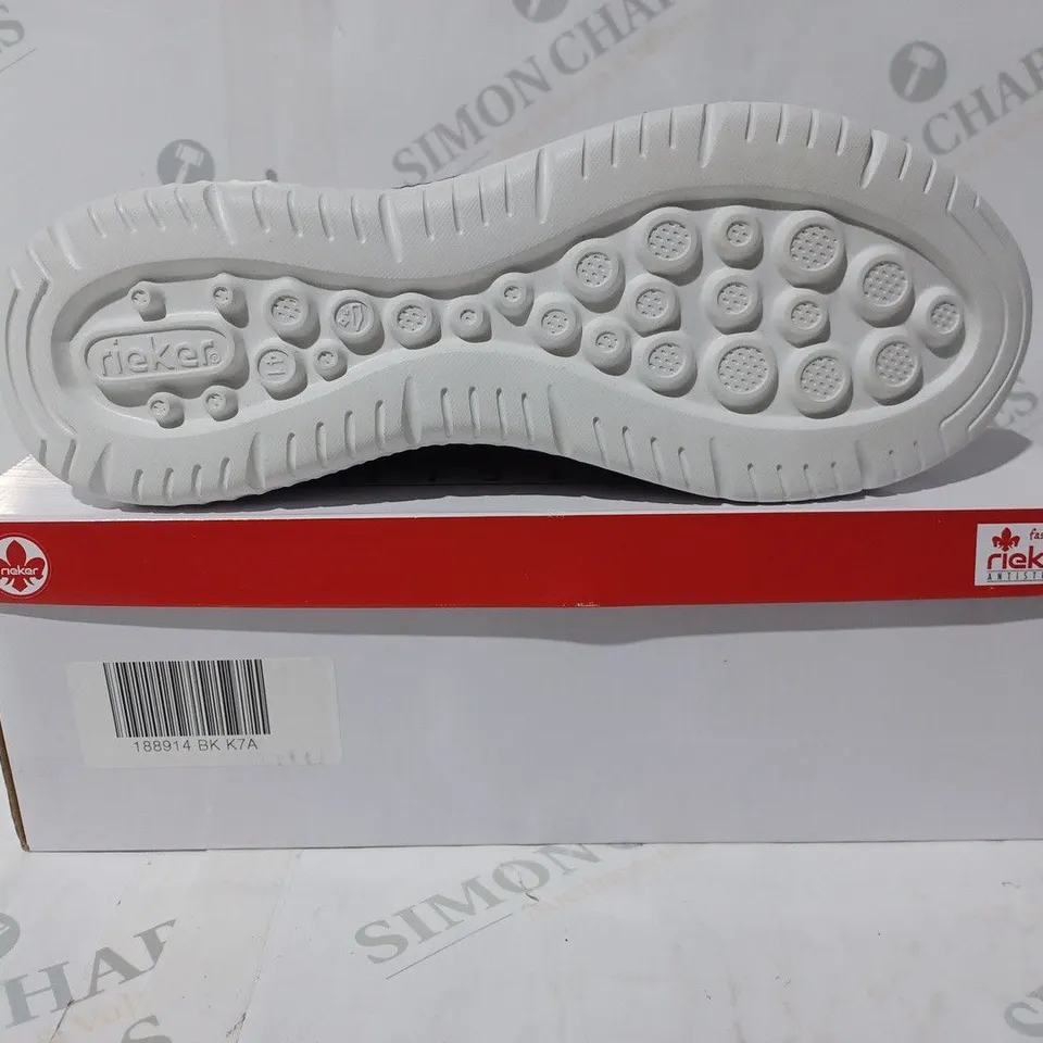 BOXED PAIR OF RIEKER TRAINERS IN BLACK UK SIZE 7.5