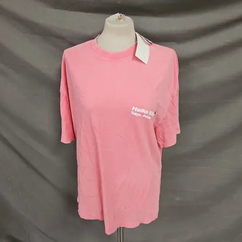 ZARA HELLO KITTY TSHIRT SIZE L